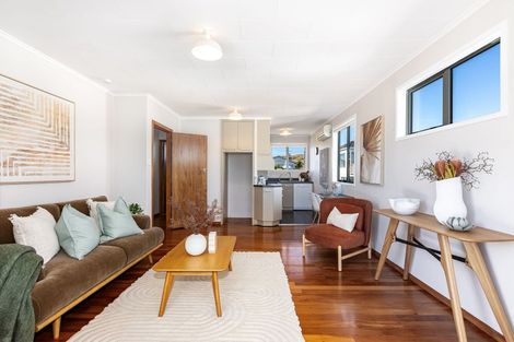 Photo of property in 5a Beach Road, Plimmerton, Porirua, 5026