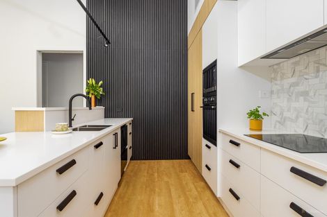 Photo of property in 1 Hislop Street, Geraldine, 7930