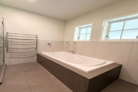 Photo of property in 228 Lonely Track Road, Dairy Flat, 0632