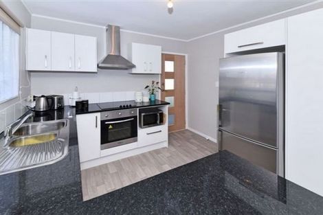 Photo of property in 1/1 Don Street, Papakura, 2110