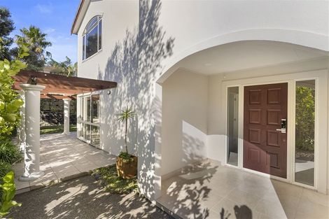 Photo of property in 3 Rosella Place, Murrays Bay, Auckland, 0630