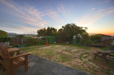 Photo of property in 9 Limerick Grove, Ascot Park, Porirua, 5024