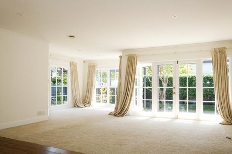 Photo of property in 233 Clyde Road, Burnside, Christchurch, 8053