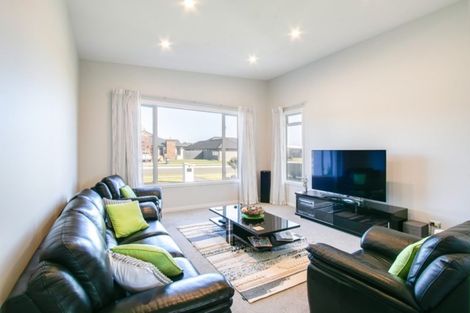 Photo of property in 6 Ruahine Road, Poraiti, Napier, 4112