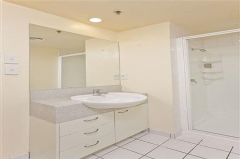 Photo of property in Terrace Heights Apartments, 2d/163 The Terrace, Wellington Central, Wellington, 6011