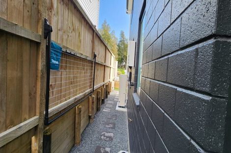 Photo of property in 213b Murphys Road, Flat Bush, Auckland, 2019