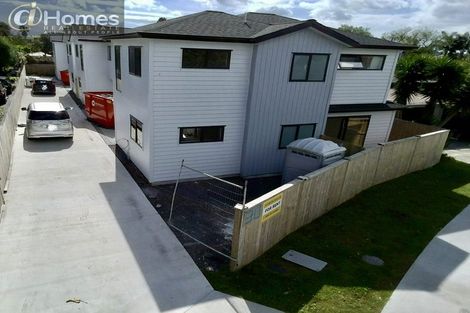 Photo of property in 30c Durham Street, Te Atatu Peninsula, Auckland, 0610