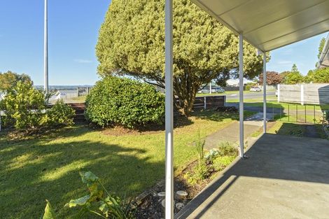 Photo of property in 2 Bellevue Road, Brookfield, Tauranga, 3110