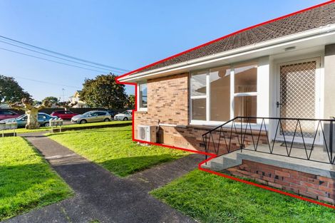 Photo of property in 1/2 Bowling Avenue, Epsom, Auckland, 1023