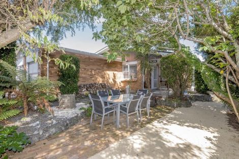 Photo of property in 46a Eatwell Avenue, Paraparaumu Beach, Paraparaumu, 5032