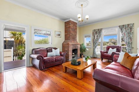 Photo of property in 10 The Close, Greenhithe, Auckland, 0632