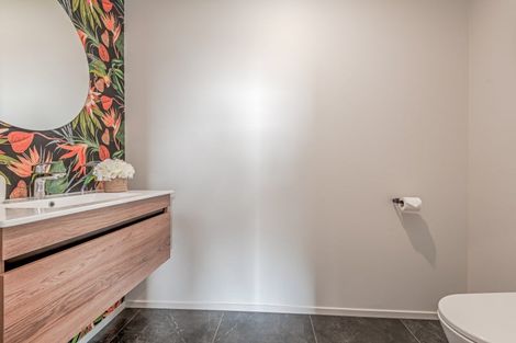 Photo of property in 49 Johnstone Drive, Fitzherbert, Palmerston North, 4410