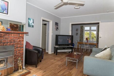 Photo of property in 29 Tennyson Street, Dannevirke, 4930