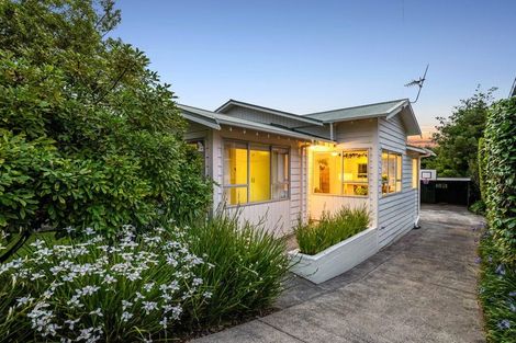 Photo of property in 25 Mewburn Avenue, Mount Eden, Auckland, 1024
