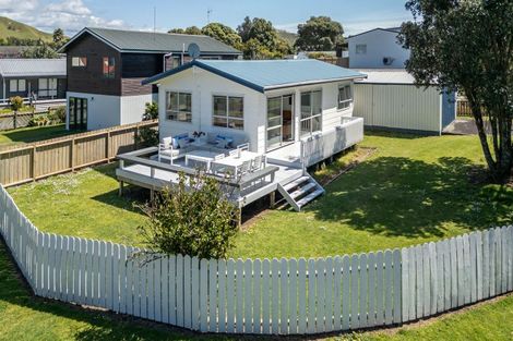 Photo of property in 91b Kon Tiki Road, Whiritoa, Whangamata, 3691