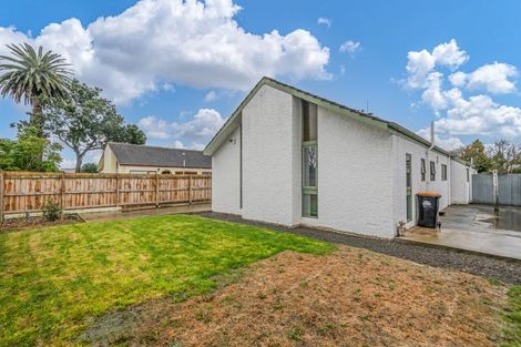 Photo of property in 1/135 Cook Street, West End, Palmerston North, 4410