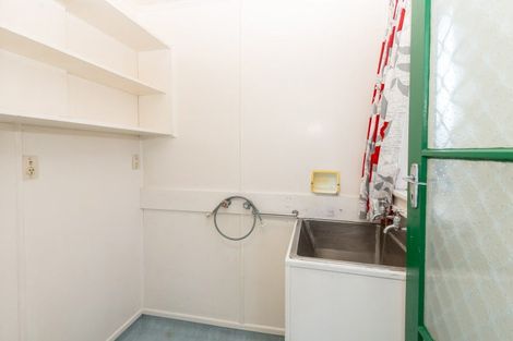Photo of property in 39 Wavell Crescent, Lansdowne, Masterton, 5810