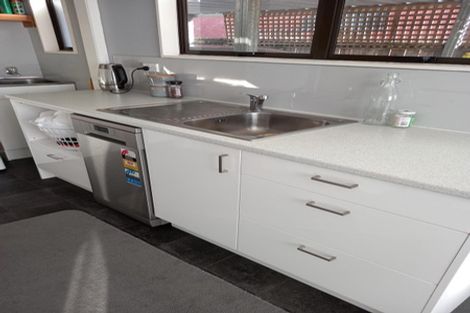 Photo of property in 2/4 Koromiko Avenue, Stoke, Nelson, 7011