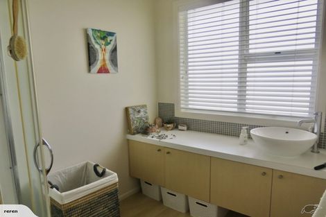 Photo of property in 289b Courtenay Street, Strandon, New Plymouth, 4312