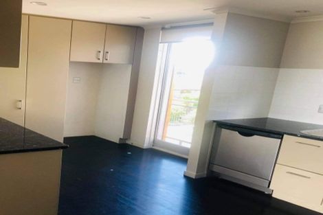 Photo of property in 2/30 Augustus Terrace, Parnell, Auckland, 1052