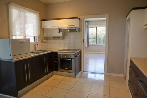 Photo of property in 67 Memorial Avenue, Ilam, Christchurch, 8053