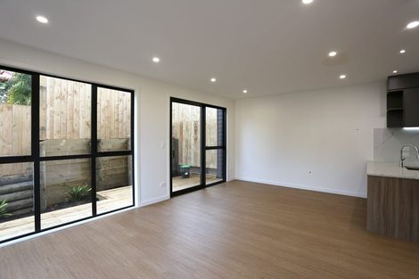 Photo of property in 13a King Richard Place, Browns Bay, Auckland, 0630