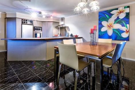 Photo of property in 7 Pittville Place, Henderson, Auckland, 0612