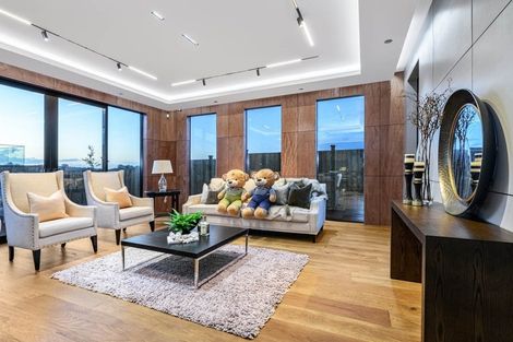 Photo of property in 24 Hooten Place, Oteha, Auckland, 0632