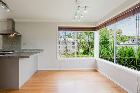 Photo of property in 33 Edinburgh Road, Hillcrest, Hamilton, 3216