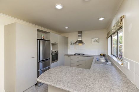 Photo of property in 40 Hadleigh Court, Paraparaumu, 5032