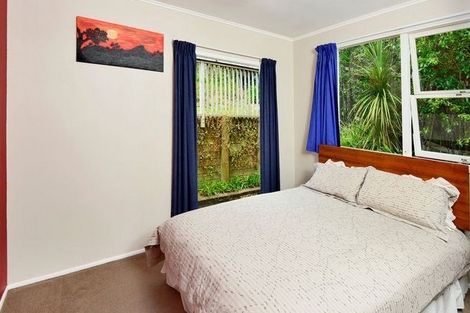 Photo of property in 50 Heathcote Road, Castor Bay, Auckland, 0620