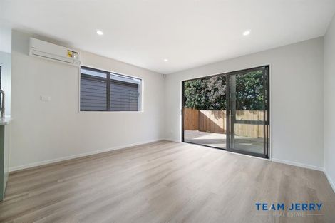Photo of property in 21 Combat Street, Papakura, 2110