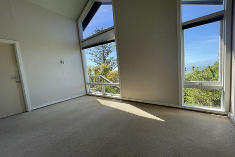 Photo of property in 116 Moncks Spur Road, Redcliffs, Christchurch, 8081