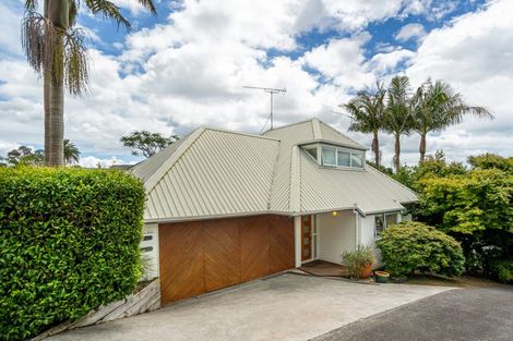Photo of property in 13b Rodney Road, Northcote Point, Auckland, 0627