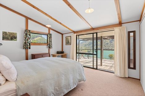 Photo of property in 1775 Kenepuru Road, Te Mahia, Picton, 7282
