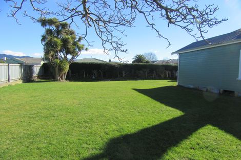 Photo of property in 43 Rhodes Street, Waimate, 7924