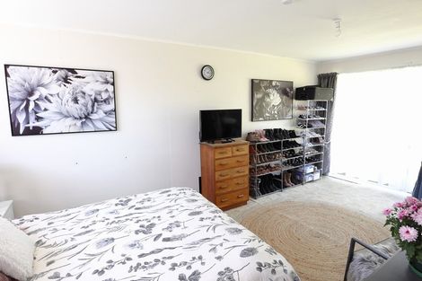 Photo of property in 4 George Street, Eltham, 4322