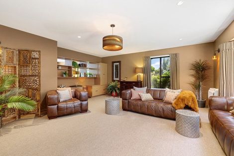 Photo of property in 22a Crosdale Place, Burnside, Christchurch, 8042