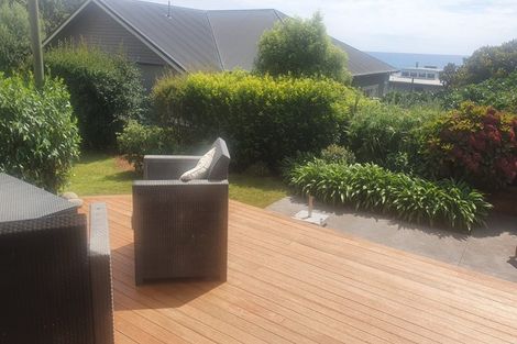 Photo of property in 11 Ronald Street, Strandon, New Plymouth, 4312