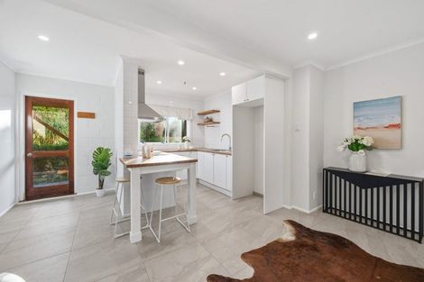 Photo of property in 24 Gills Road, Bucklands Beach, Auckland, 2014