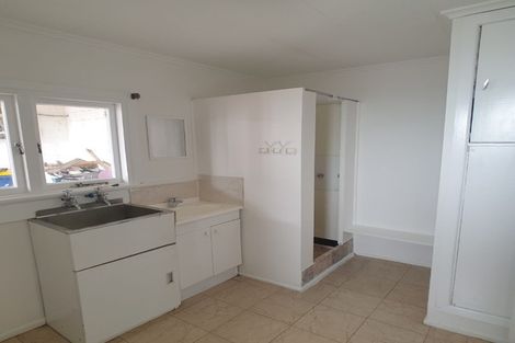 Photo of property in 1/40a West Coast Road, Glen Eden, Auckland, 0602