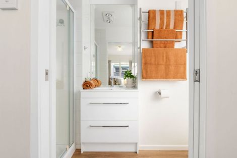 Photo of property in 16a Ramsay Street, Frankton, Hamilton, 3204