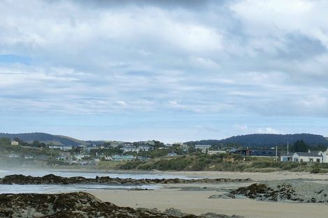 Photo of property in 2 Wood Street, Kaka Point, Balclutha, 9271