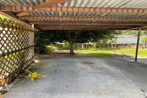 Photo of property in 2/13 Steele Street, Meadowbank, Auckland, 1072