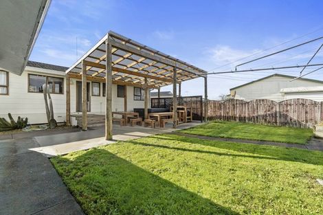 Photo of property in 6 Bradley Place, Nawton, Hamilton, 3200