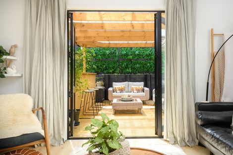 Photo of property in 6 Saltmarsh Road, Hobsonville, Auckland, 0616