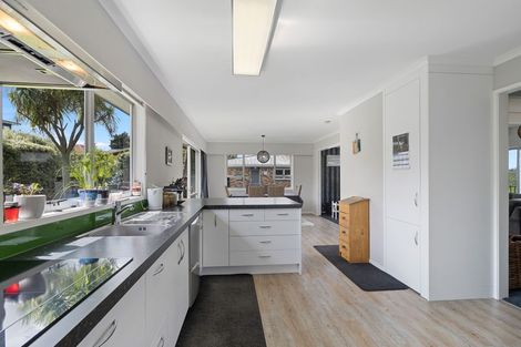 Photo of property in 9 Ranui Street, Dinsdale, Hamilton, 3204