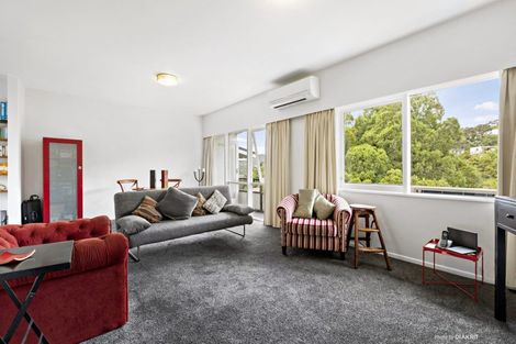 Photo of property in 97b Warwick Street, Wilton, Wellington, 6012