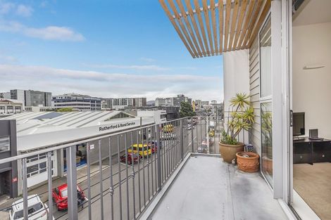 Photo of property in 17d Hania Street, Mount Victoria, Wellington, 6011
