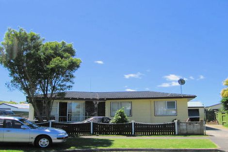 Photo of property in 4 Anita Grove, Riverdale, Gisborne, 4010